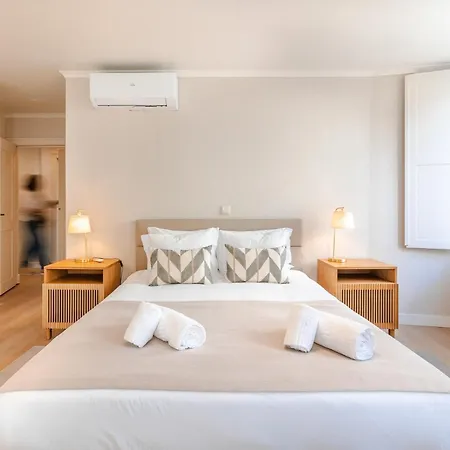 A1 Fully Renovated! Very In Bica With Ac Διαμέρισμα *