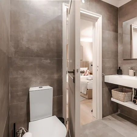 A1 Fully Renovated! Very In Bica With Ac Διαμέρισμα *