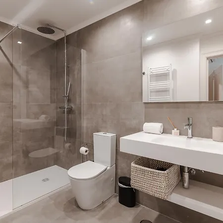 Daire A1 Fully Renovated! Very In Bica With Ac